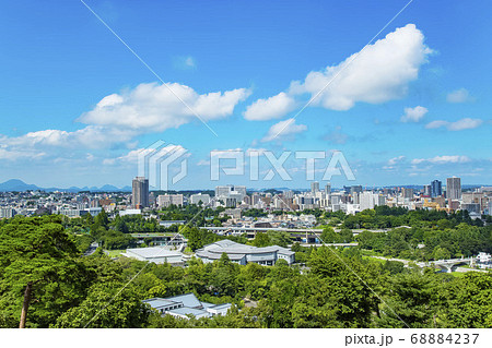 仙台市全景　伊達政宗騎馬像　青葉城址 68884237