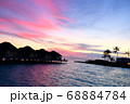 モルディブの夕焼け 68884784