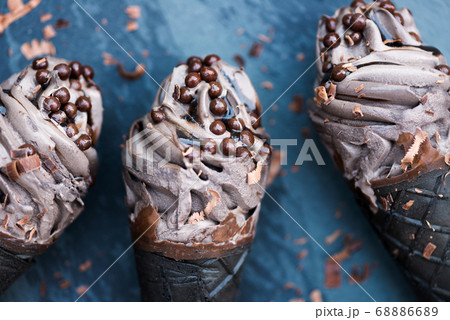 Double Chocolate Ice Creams with Black Waffle Double Chocolate Ice Creams with Black Waffle 68886689