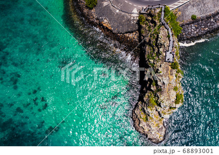 Maconde view point.Monument to captain Matthew 68893001