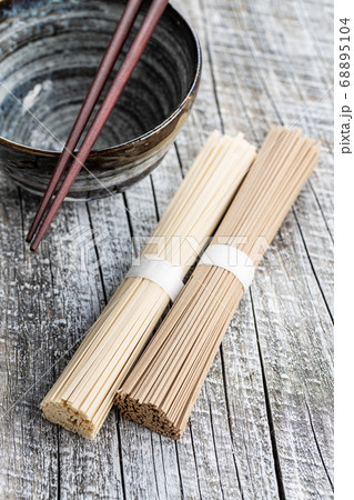 Uncooked soba and udon noodles. Traditional Uncooked soba and udon noodles. Traditional 68895104
