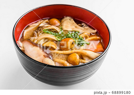 秋の味覚　キノコ汁 68899180