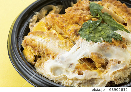 カツ丼 68902652