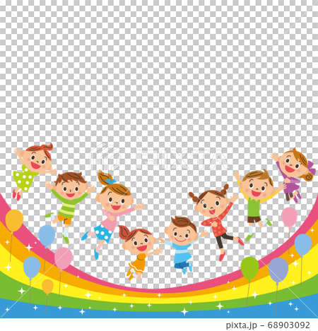 虹の上をジャンプする子供達 68903092