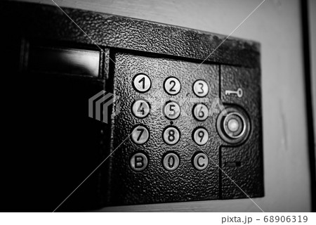 Intercom with round buttons Intercom with round buttons 68906319