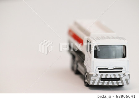 タンクローリー 68906641