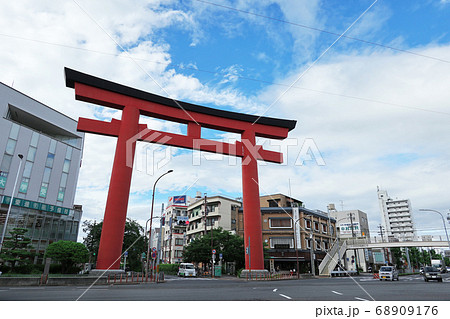 豊國神社参道入り口、中村の大鳥居〈愛知県名古屋市〉 68909176