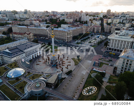 Independence Square in Kyiv, Ukraine. Maidan. Aerial view Independence Square in Kyiv, Ukraine. Maidan. Aerial view 68910084