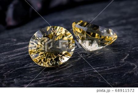 Lemon yellow gemstone sapphire. Lemon yellow gemstone sapphire. 68911572