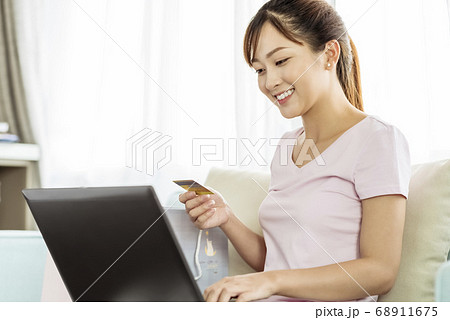 woman, shopping online woman, shopping online 68911675