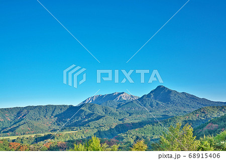 【鬼女台展望台より大山】 鳥取県日野郡江府町大字御机 68915406