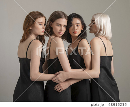 ビューティー　モデルコンビネーション 68916256