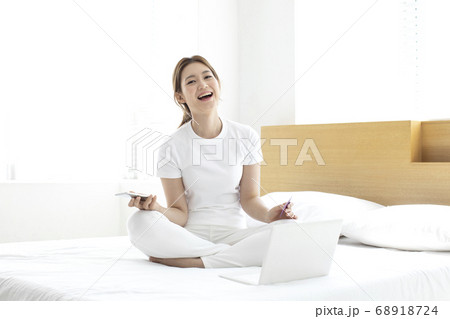 女性 女 女の子 68918724