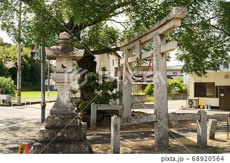 葦守八幡宮　国の重要文化財　日本最古の石鳥居　岡山県岡山市北区足守 68920564