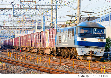 朝のEF210 68931100