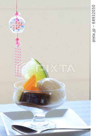 水ようかんでクリームあんみつ風の写真素材 6350