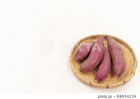 さつまいも　コピースペース 68934234