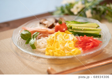 ダイエットに糖質ゼロ麺 68934306