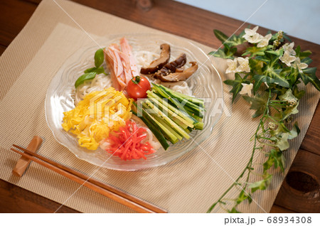 ダイエットに糖質ゼロ麺 ダイエットに糖質ゼロ麺 68934308
