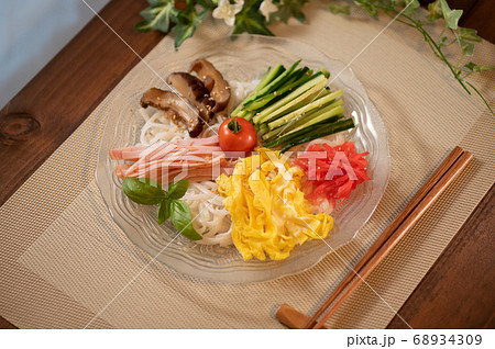 ダイエットに糖質ゼロ麺 68934309