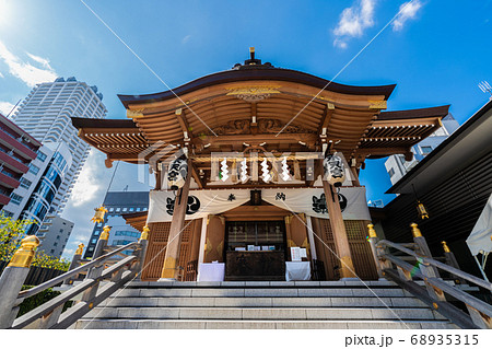 日本の東京都市景観　水天宮などを望む 68935315