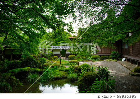 滋賀県 金剛輪寺 緑の世界 滋賀県 金剛輪寺 緑の世界 68935395