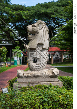 【マーライオン】アン・モ・キオ公団団地のマーライオン 68936059