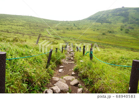 蝶々深山からの下り道下り道 68940583