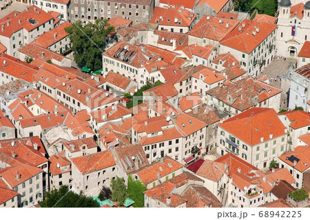 モンテネグロ・コトールの旧市街 モンテネグロ・コトールの旧市街 68942225