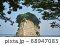 見附島　軍艦島と海岸線 68947083