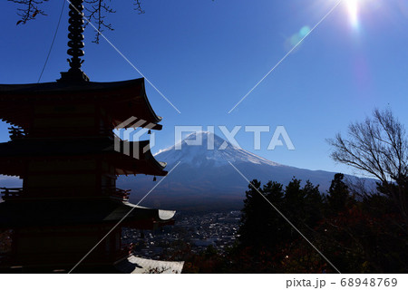 五重塔と富士山 68948769