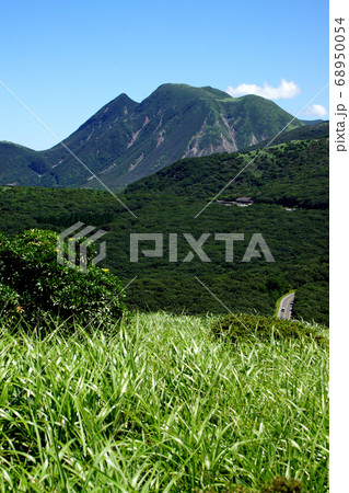 九重 猟師山登山 くじゅう連山、阿蘇五岳の眺望を楽しみながら登るトレッキングコース 九重 猟師山登山 くじゅう連山、阿蘇五岳の眺望を楽しみながら登るトレッキングコース 68950054