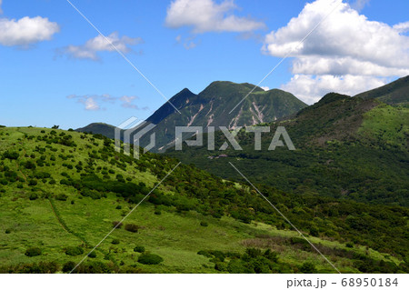 九重　猟師山登山　くじゅう連山、阿蘇五岳の眺望を楽しみながら登るトレッキングコース 68950184