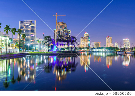 St. Petersburg, Florida, USA 68950536