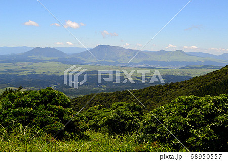 九重 猟師山登山 くじゅう連山、阿蘇五岳の眺望を楽しみながら登るトレッキングコース 九重 猟師山登山 くじゅう連山、阿蘇五岳の眺望を楽しみながら登るトレッキングコース 68950557