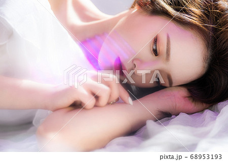 女性 女 女の子 68953193