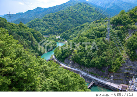 矢木沢ダム周辺景色 谷川連峰 奥利根 群馬県みなかみ町 矢木沢ダム周辺景色 谷川連峰 奥利根 群馬県みなかみ町 68957212