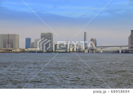 東京湾お台場風景 68958694