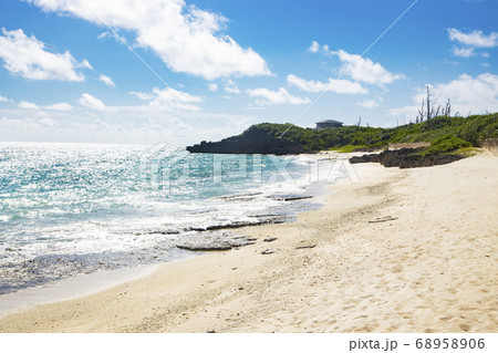 ヨロン島　寺崎海岸 68958906