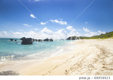 ヨロン島　黒花海岸 68958923