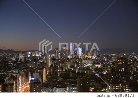 文京シビックから見た池袋方面の夜景 文京シビックから見た池袋方面の夜景 68959173