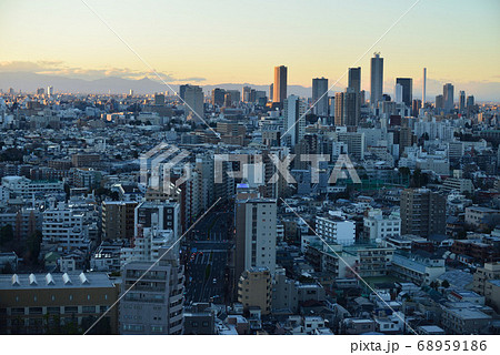 文京シビックから見た池袋方面の夕景 文京シビックから見た池袋方面の夕景 68959186