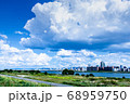 河川敷　入道雲 68959750