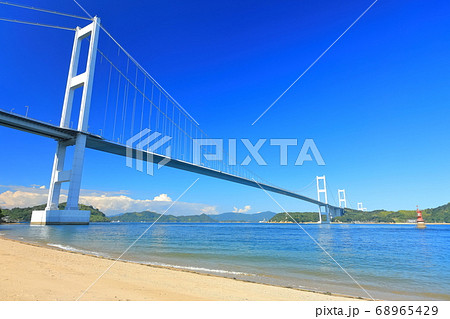 【愛媛県】快晴下の来島海峡大橋 68965429
