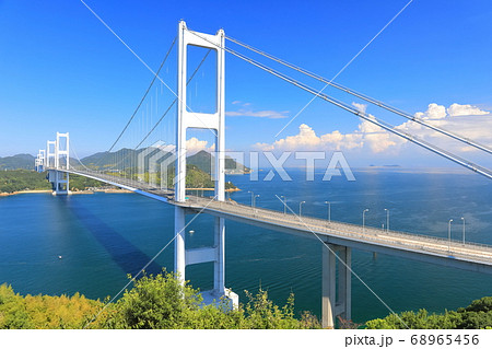 【愛媛県】快晴下の来島海峡大橋 【愛媛県】快晴下の来島海峡大橋 68965456