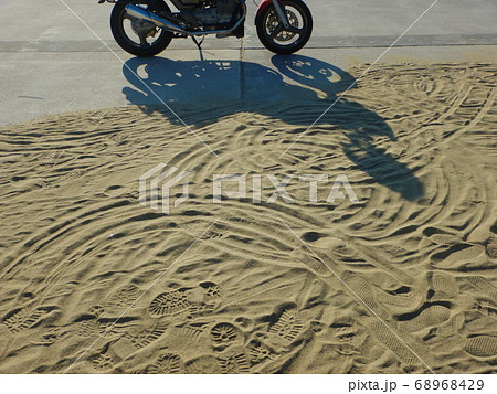 片男波にて　MOTOGUZZI タンデム 68968429