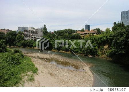 仙台市青葉区　霊屋橋から見た広瀬川 68973197