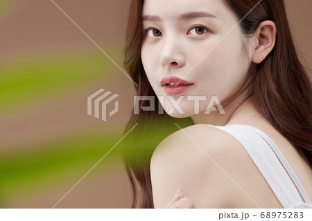 ビューティー 女性 女 68975283