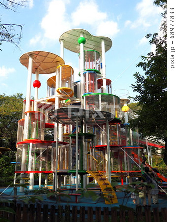 としまえん園内風景：遊具 68977833