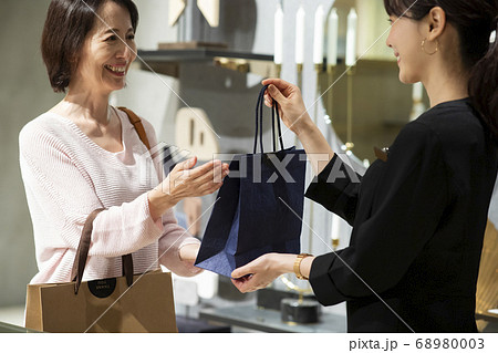 接客　ショップ店員　　 68980003